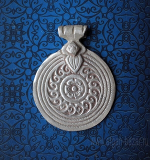 Старинная серебряная подвеска-амулет с орнаментом "Могадорская роза" (Rose of Mo